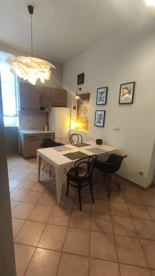 Apartment Reful Spalato Esterno foto