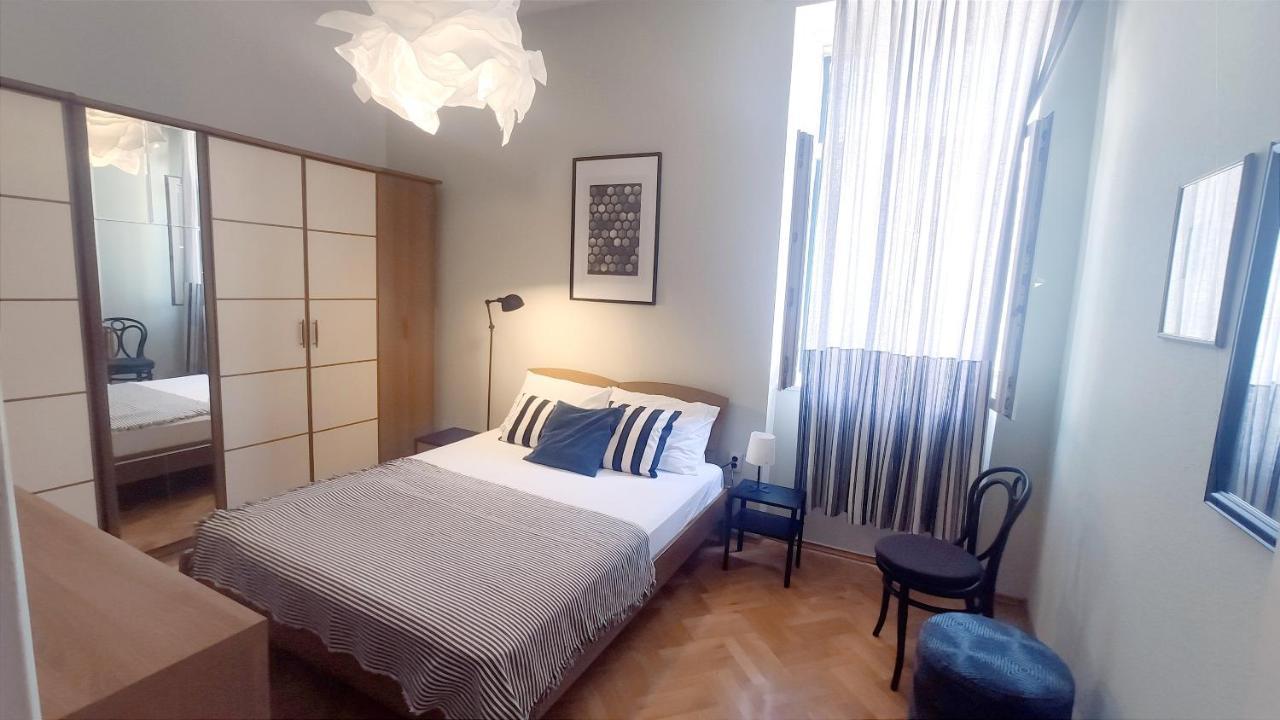 Apartment Reful Spalato Esterno foto